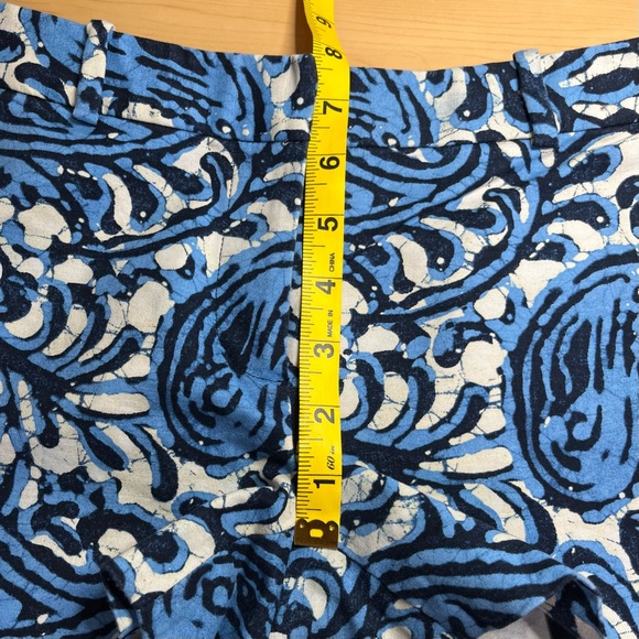 EUC MICHAEL KORS Blue Paisley Print Shorts Size 0 - Picture 10 of 11